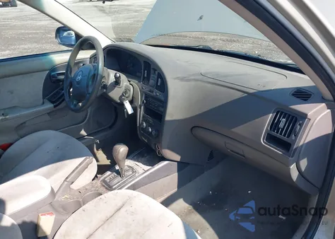 2006 Hyundai Elantra Gls/Limited from USA, damaged, VIN KMHDN46D26U221665